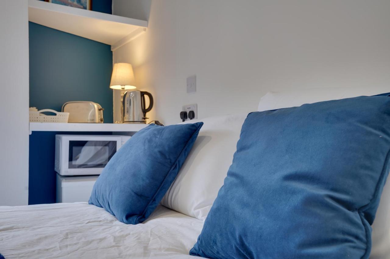 Homesly Guest Rooms, Comfortable En-Suite Guest Rooms With Free Parking And Self Check-In Berwick Upon Tweed Exterior photo