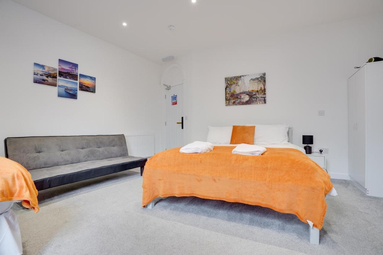 Homesly Guest Rooms, Comfortable En-Suite Guest Rooms With Free Parking And Self Check-In Berwick Upon Tweed Exterior photo