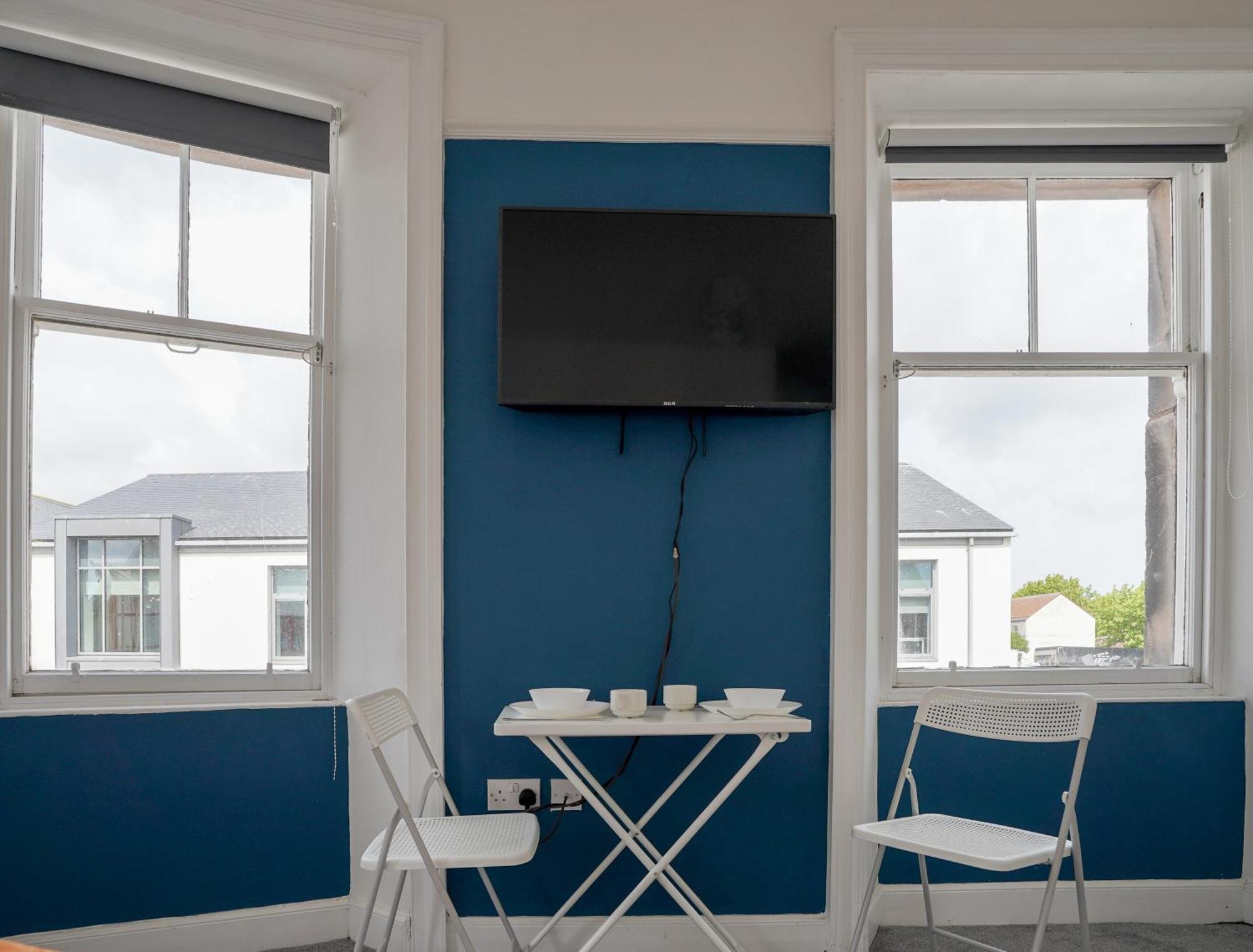 Homesly Guest Rooms, Comfortable En-Suite Guest Rooms With Free Parking And Self Check-In Berwick Upon Tweed Exterior photo