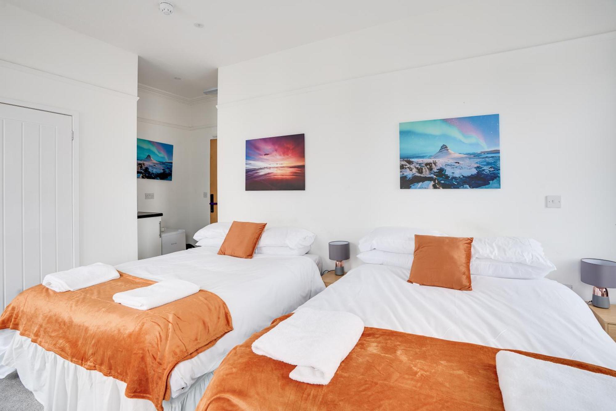 Homesly Guest Rooms, Comfortable En-Suite Guest Rooms With Free Parking And Self Check-In Berwick Upon Tweed Exterior photo