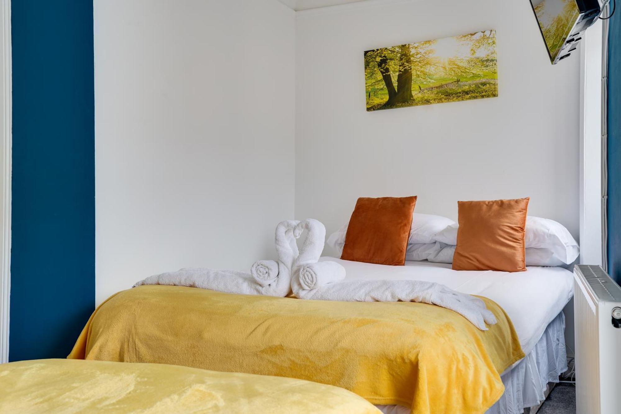 Homesly Guest Rooms, Comfortable En-Suite Guest Rooms With Free Parking And Self Check-In Berwick Upon Tweed Exterior photo